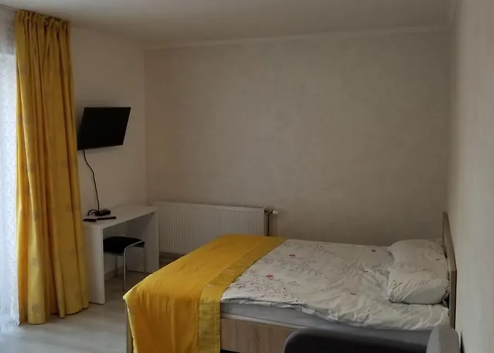 公寓 сонячне 波利亚纳