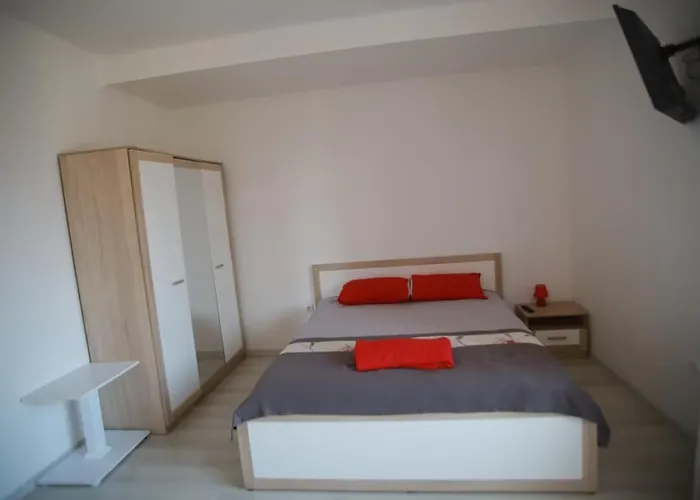 公寓 сонячне 波利亚纳