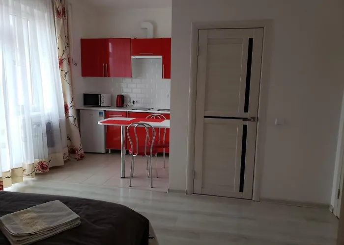 сонячне 波利亚纳