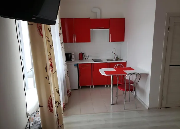 公寓 сонячне 波利亚纳