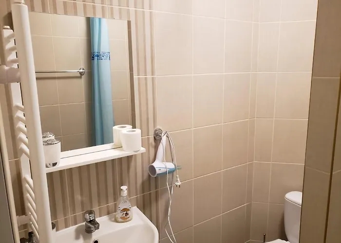 公寓 сонячне