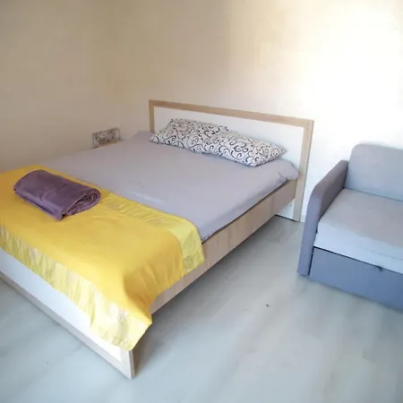 Apartamento сонячне